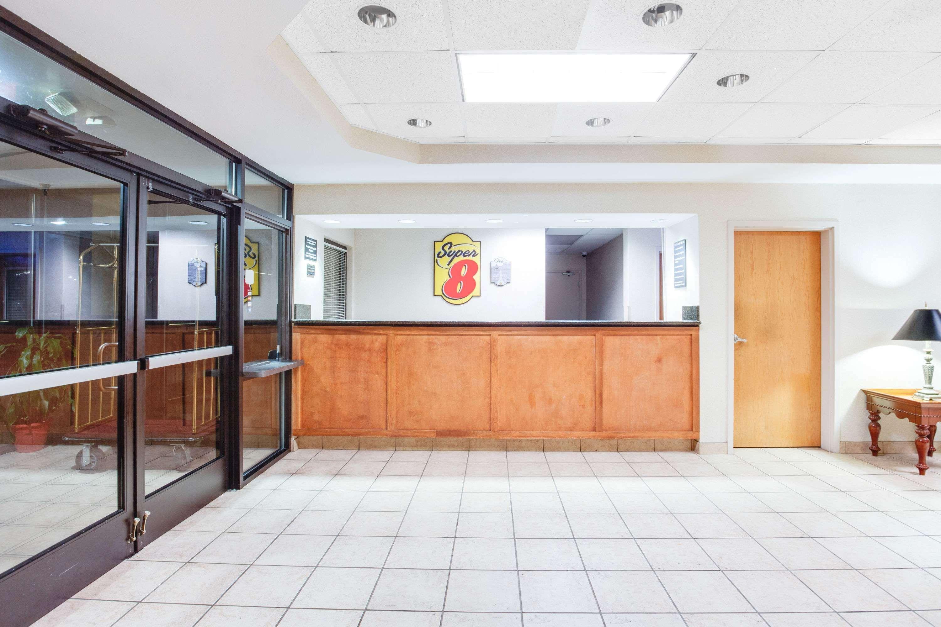 Super 8 By Wyndham Crossville Tn מראה חיצוני תמונה