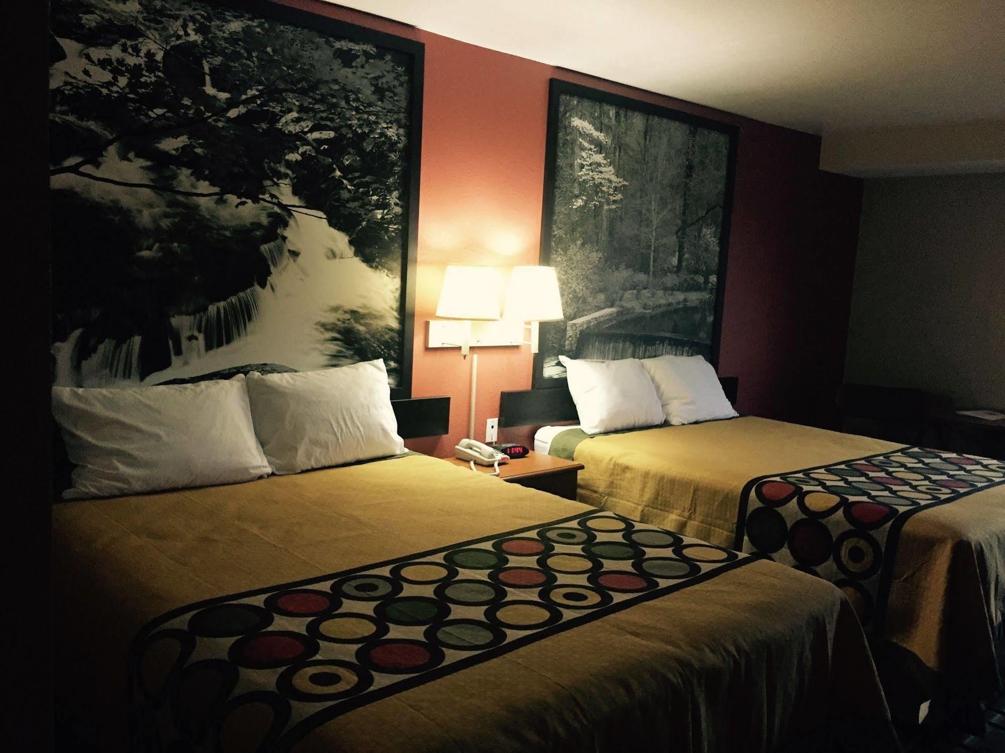 Super 8 By Wyndham Crossville Tn מראה חיצוני תמונה